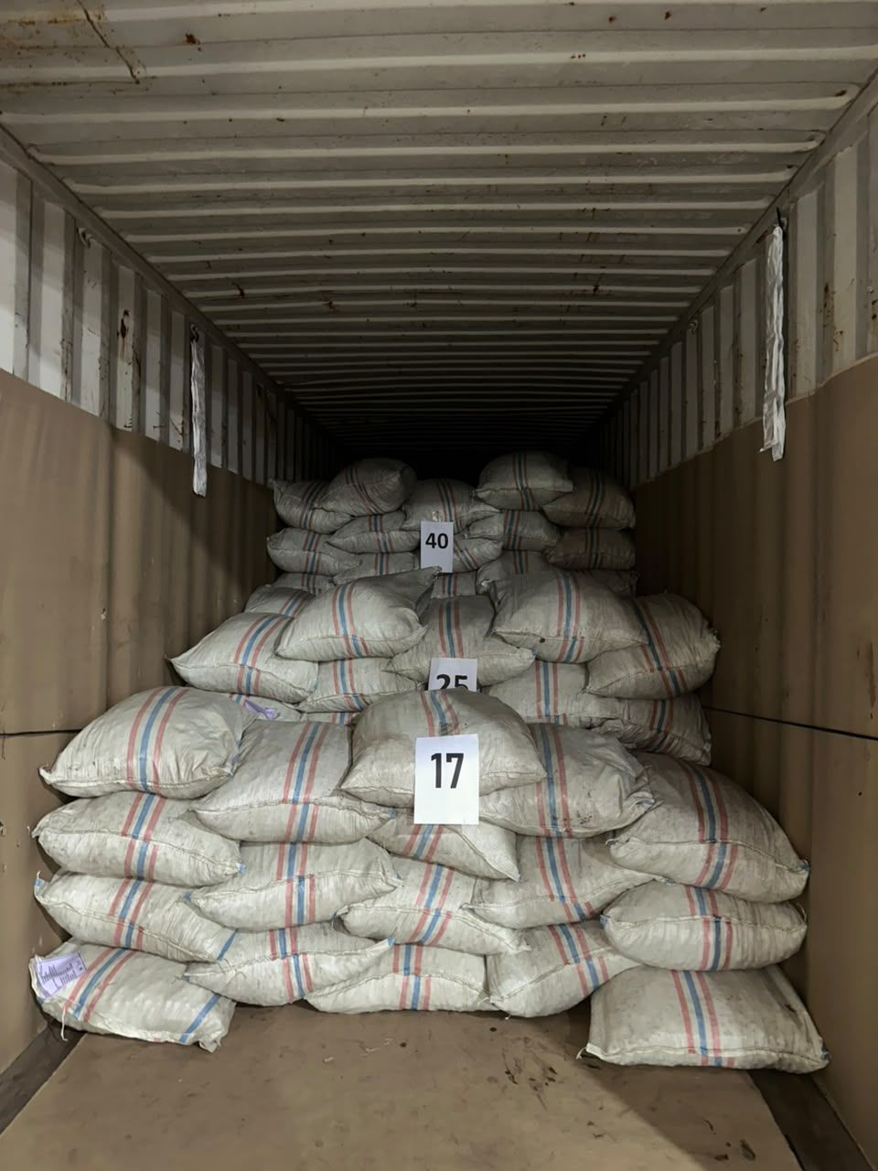 Loading Container For Betelnut